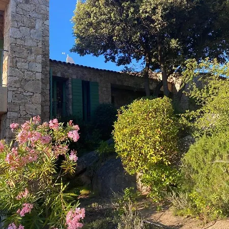 Lumio, 8 Couchages, Piscine,vue Mer. Villa