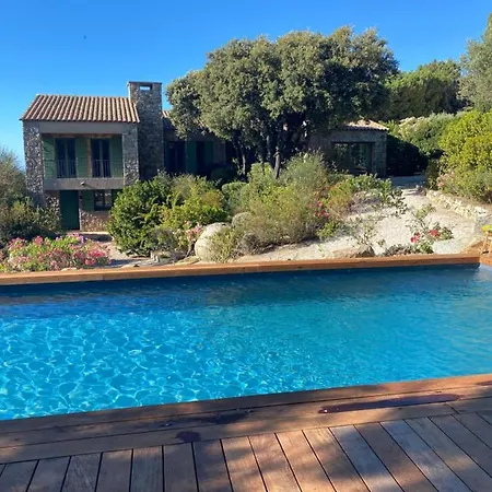 Lumio, 8 Couchages, Piscine,vue Mer. * Lumio (Corsica)
