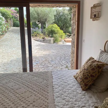 Villa Lumio, 8 Couchages, Piscine,vue Mer. Lumio (Corsica)